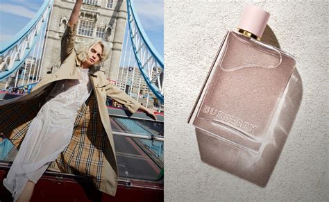 burberry cappello summer cup|burberry her fragrance.